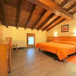 Hotel Oianume 2*